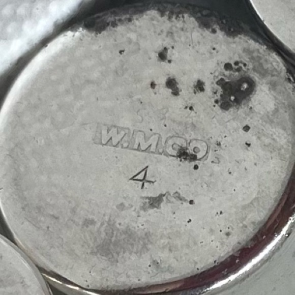 Set of 8 Silver Plated W.M.Co #4 Personal Salt and Pepper Shakers Vintage - Picture 15 of 16